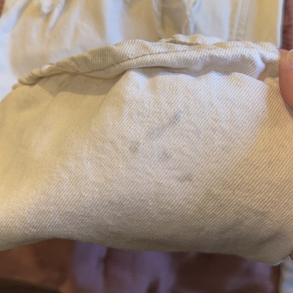 ripped cream jeans 🥯 - Picture 5 of 6